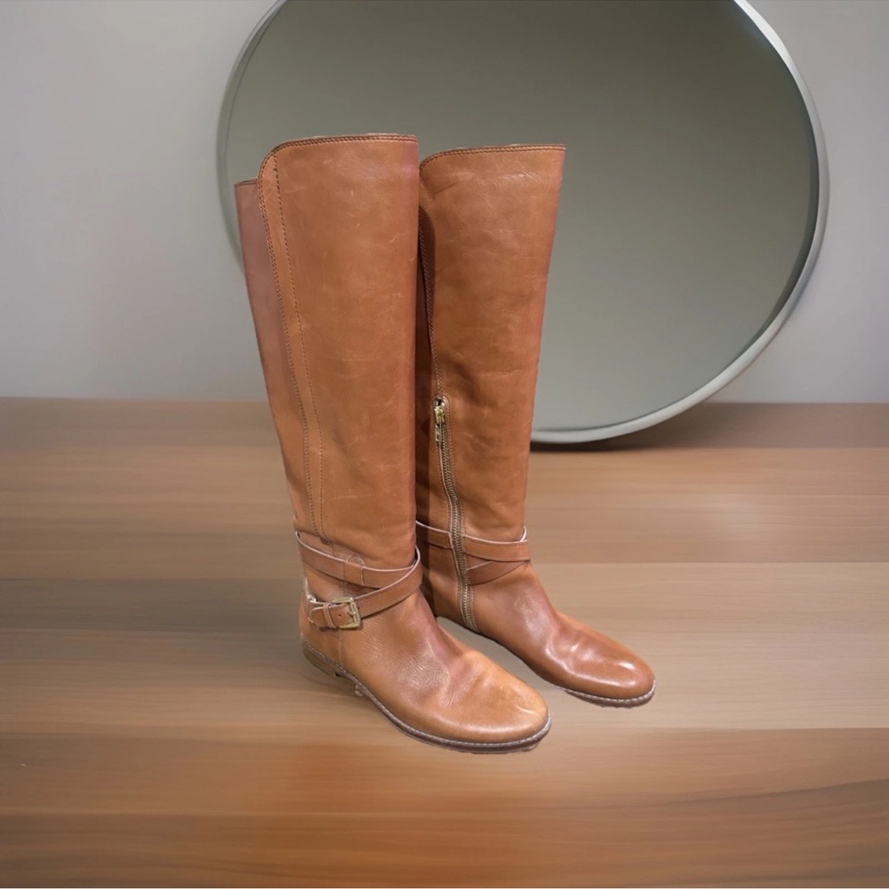 Coach: Elegant Tan Leather Knee-High Boots size 8.5 - Picture 1 of 8
